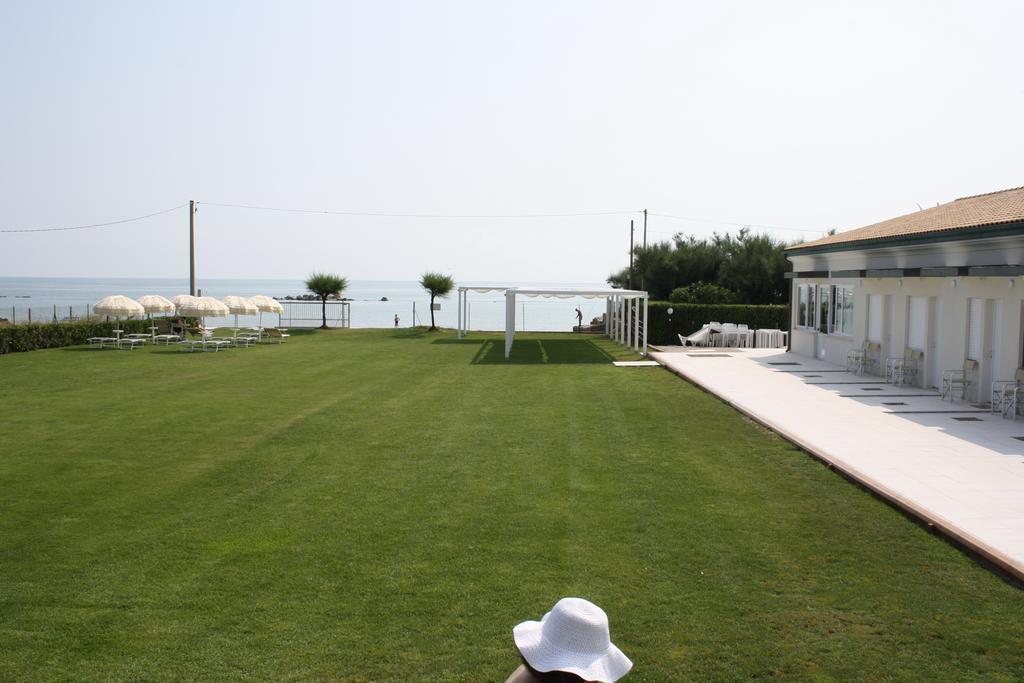 Agriturismo Frontemare Giulianova Exterior foto